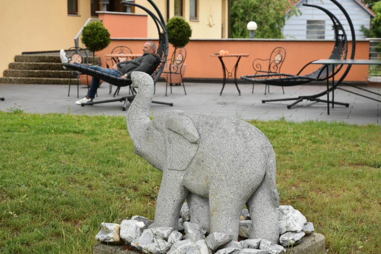 Wohlfuehlhotel Sonnengarten Uberlingen Dış mekan fotoğraf
